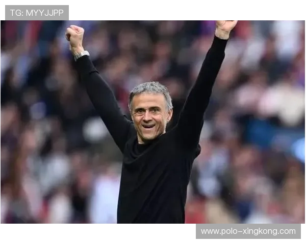 曾是球星的足球教练们如何从球场英雄转型为战术大师