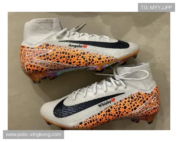 足球鞋品牌之争 球星们的脚下力量与选择解析